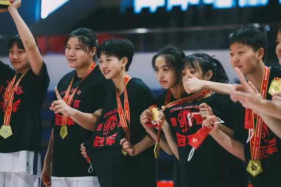 女性篮球爱好者如何增强敏捷性_2